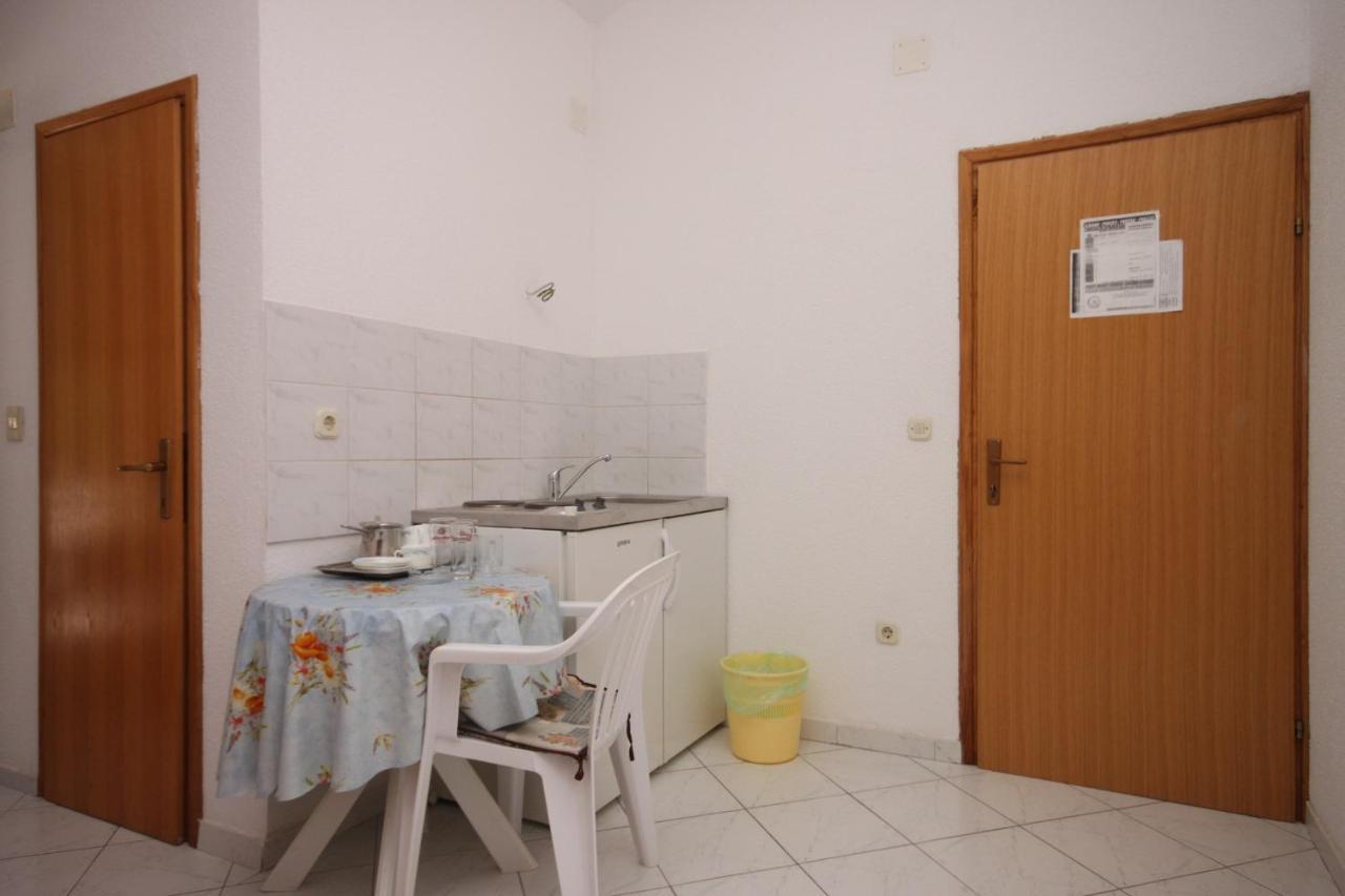 Apartments By The Sea Podaca, Makarska - 6745 Екстериор снимка